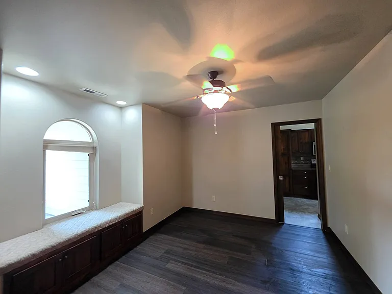 1523 Sacajawea Ave — Photo 15