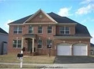 2801 Greenlawn Rd, Baltimore, MD 21207