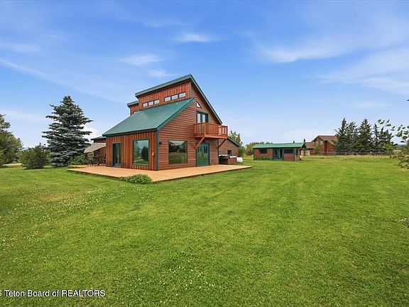 5th image of 2939 Grand Teton Rd
