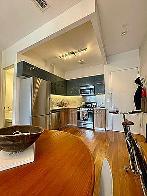 4th image of 24 Herkimer St #5