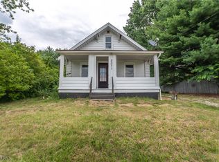 2371 Greensburg Rd, North Canton, OH 44720