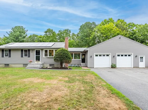 26 Nabnasset St, Westford, MA 01886