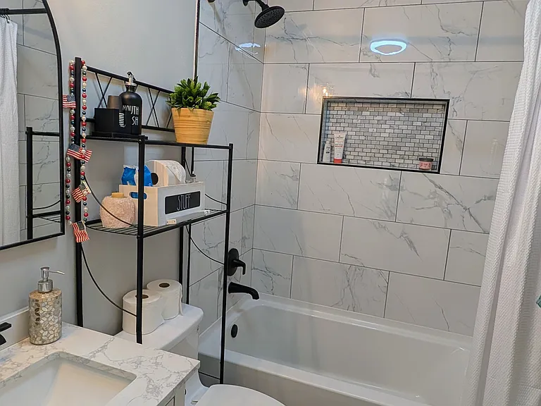 2334 Elmwood Dr SE — Photo 10