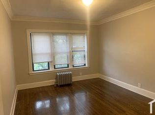8100 S Loomis Blvd, Chicago, IL 60620