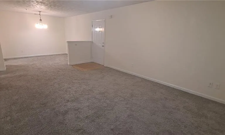 7104 Fairington Ridge Cir — Photo 4