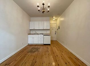 320 W 75th St APT 3B, New York, NY 10023