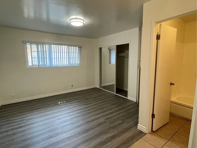 324 N Electric Ave #C — Photo 2