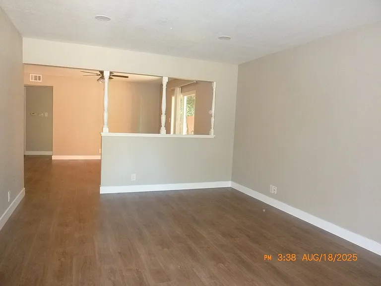 7863 Mariposa Ave — Photo 3