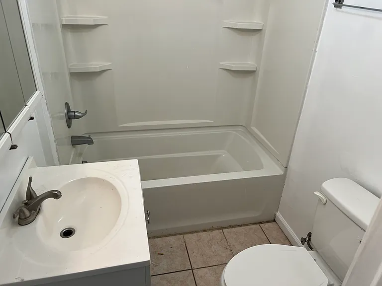 1710 Watson St — Photo 2