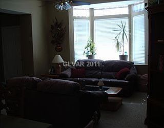 3rd image of 4320 Twin Peaks Dr