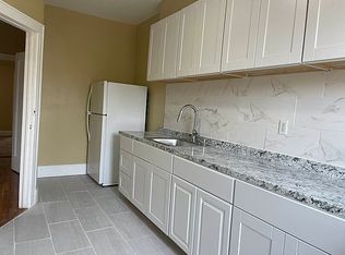 3526 Crescent St FLOOR 2, Astoria, NY 11106