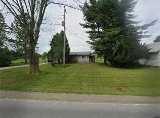 3945 Arcadia Zurich Norris Rd, Sodus, NY 14551