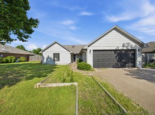 319 Mockingbird Ln, Stillwater, OK 74074