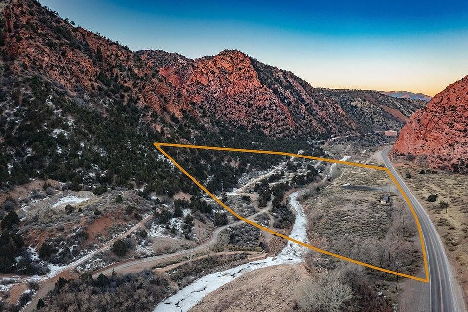 1st image of 1310 Utah Trl #14