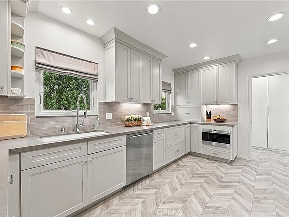 4th image of 6321 W 79th St