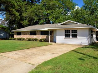 105 James St, Mount Vernon, TX 75457