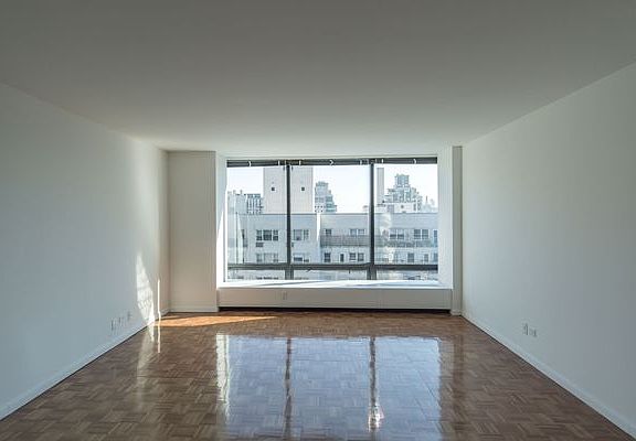 3rd image of 265 E 66th St APT 11G