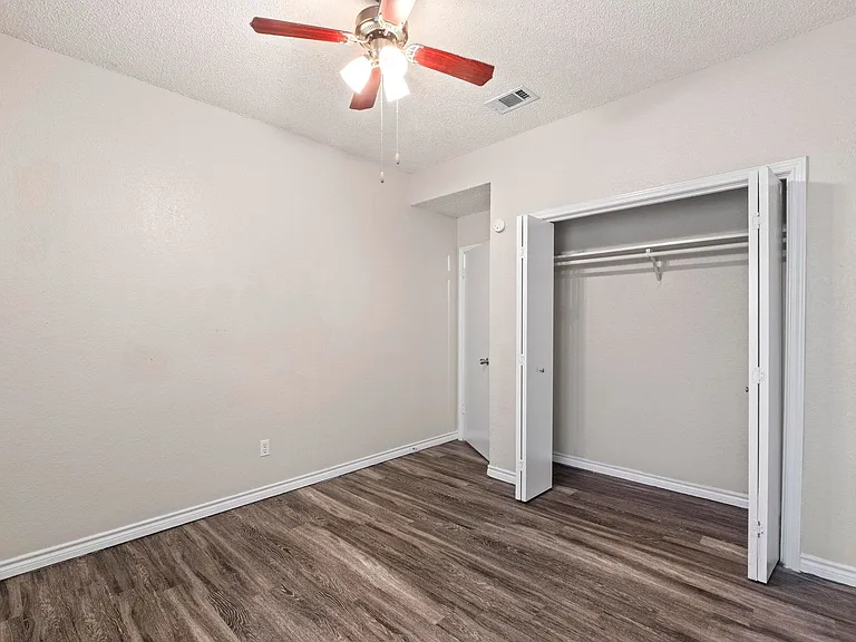 Three Villas- 2 Bedroom 2 Bathroom — Photo 31