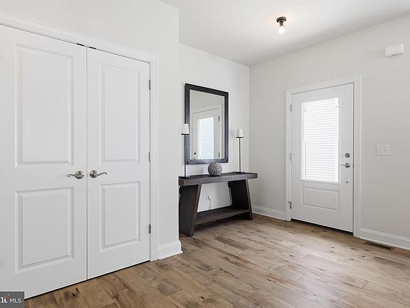 3rd image of 31 Spring Mill Rd