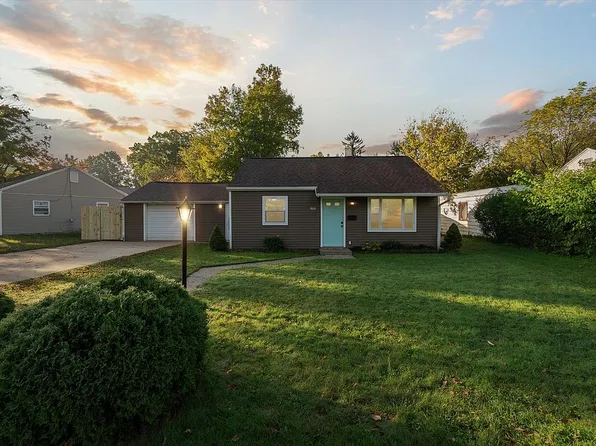 920 Sunnock Ave, Kalamazoo, MI 49001