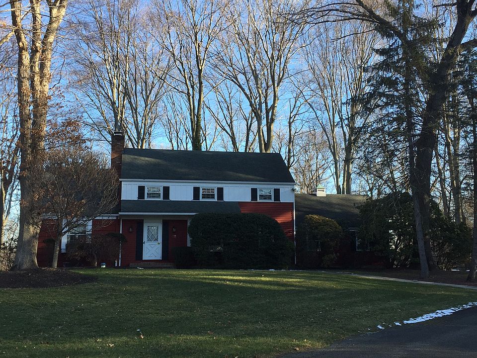1st image of 15 Cardinal Ct