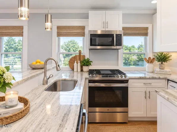 89 Locust Ave Unit 2, West Long Branch, NJ 07764