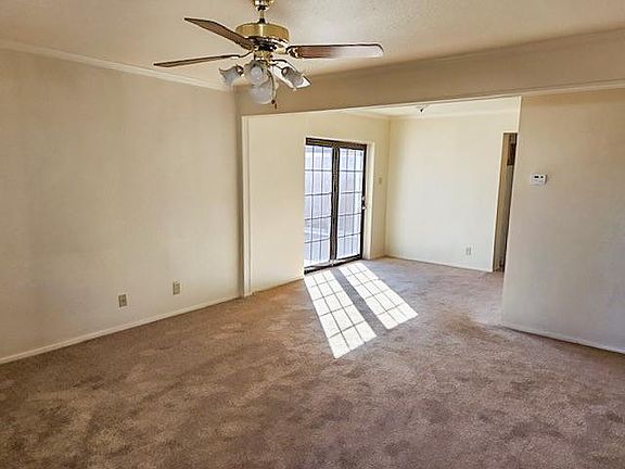 3rd image of 607 Carswell St