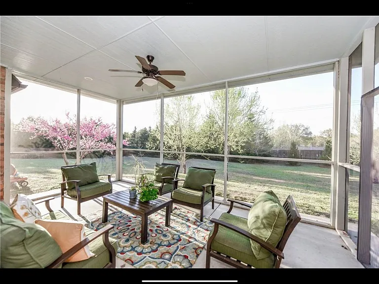 4017 Redmont Ct — Photo 13