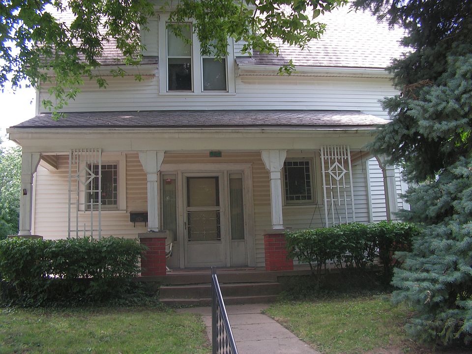 1st image of 912-914 South Washington