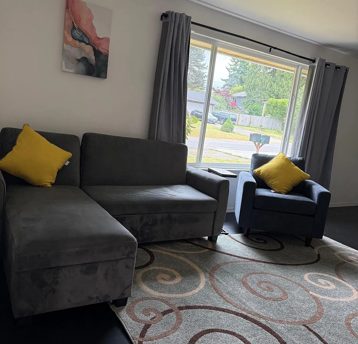 3 bed, 1400 sqft, $3,000 — Photo 4