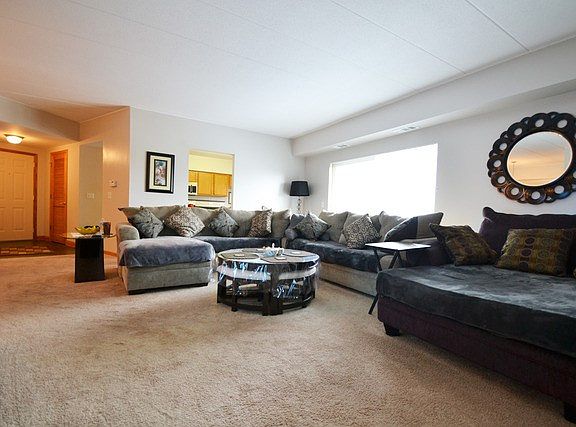 3rd image of 5311 W Mint Julip Dr APT 204
