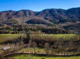 915 Thomas Warner Rd, Lebanon, VA 24266