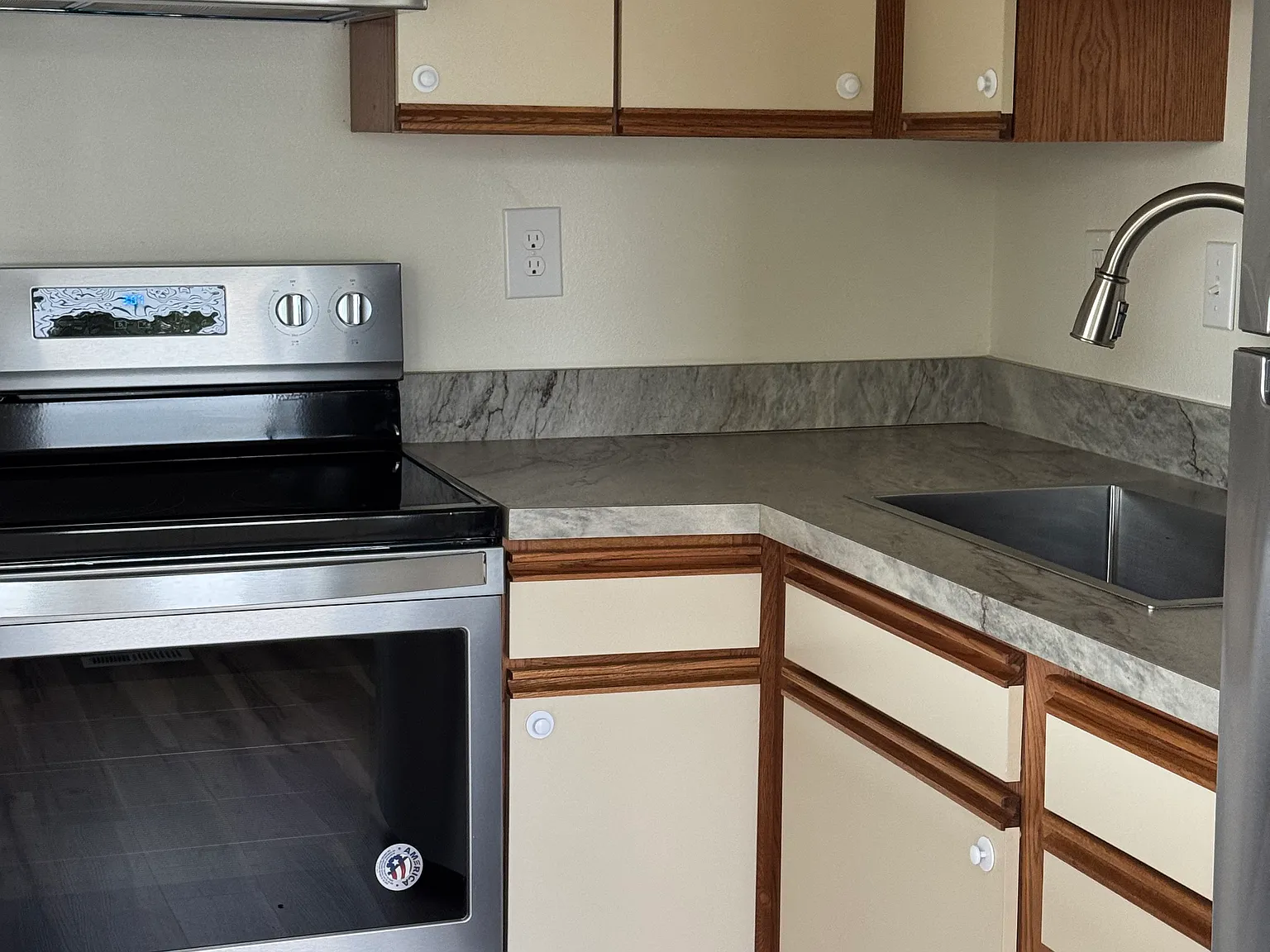 1 bed, 630 sqft, $1,450 — Photo 3
