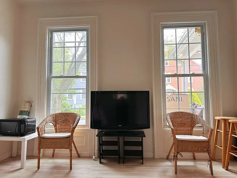 18 Eld St #1 — Photo 6