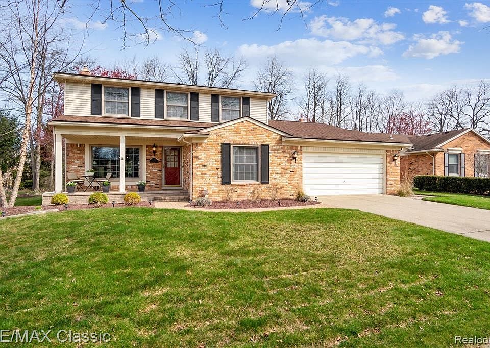 1st image of 46210 Rockledge Dr