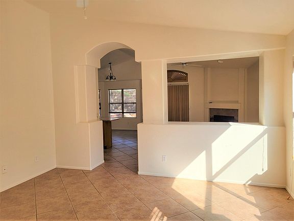 4th image of 4718 E Desert Wind Dr