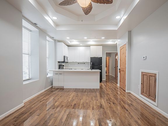5th image of 802 Central Ave #3