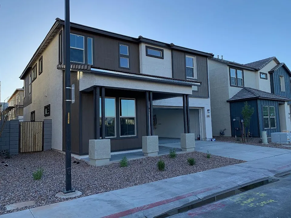 1134 S Tumbleweed Ln