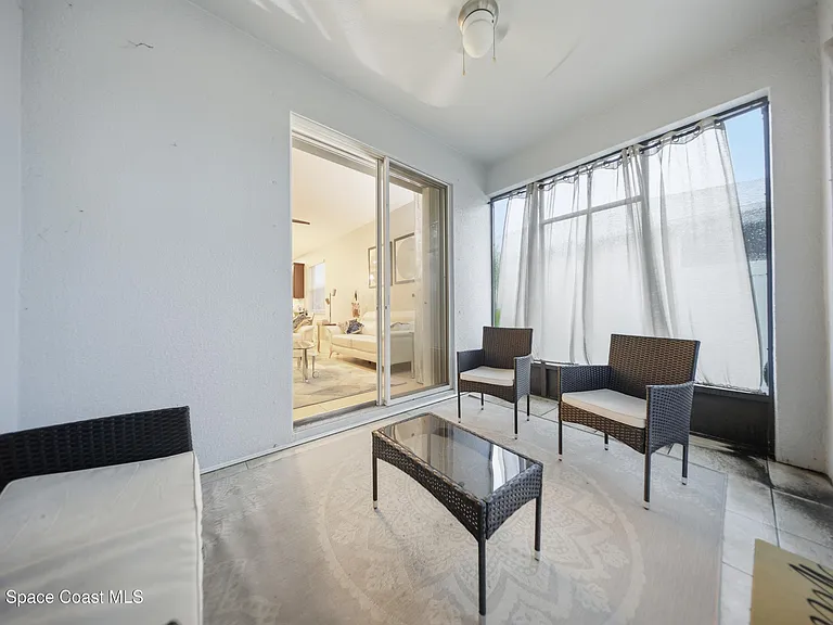 2039 Tullagee Ave — Photo 31