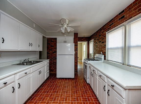 5th image of 2916 N Saint Philomena Ct