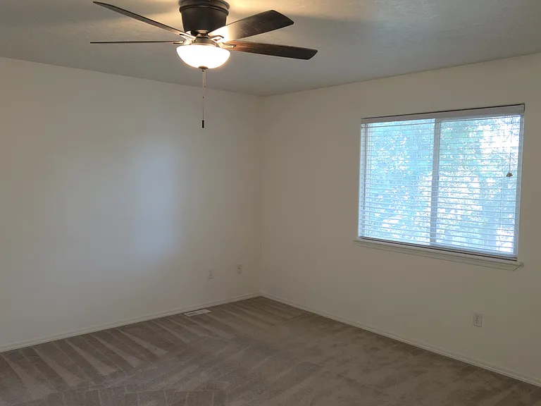 3801 E Sutton Ave — Photo 25
