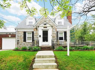 457 Leonard Blvd, New Hyde Park, NY 11040