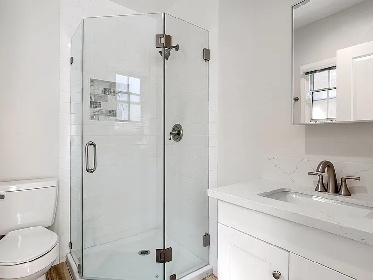 1707 Kelton Ave — Photo 35