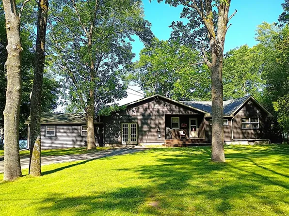 199 Corlear Dr, Willsboro, NY 12996