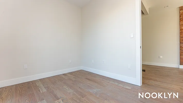 Rented by Nooklyn NYC LLC | media 7