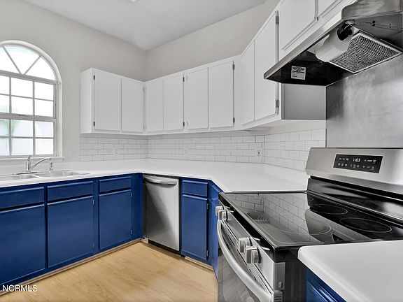 4th image of 733 Bragg Drive Apt E