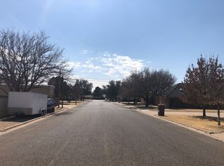 122 Brentwood Dr, Levelland, TX 79336