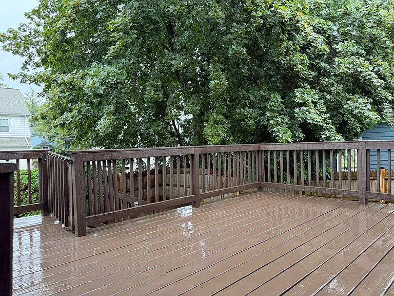 291 Russett Rd — Photo 32