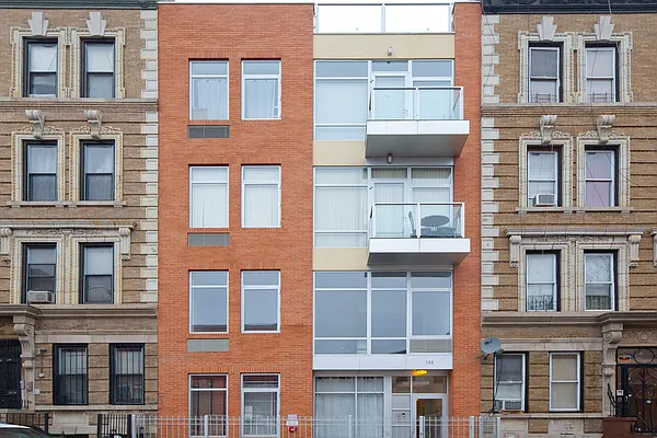 Sold by aptsandlofts.com | media 1