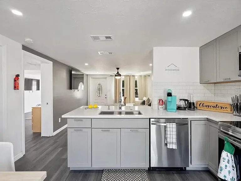 5332 Nutmeg Ave — Photo 6